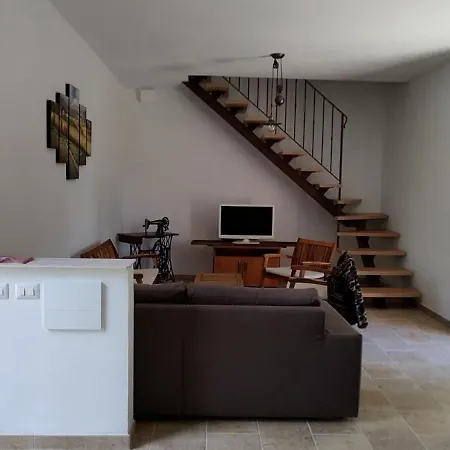 Semesterbostad Ca'solare Corticelli San Cristoforo de Valli